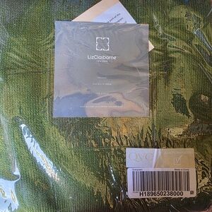 Liz Claiborne Forest Green Acrylic Throw